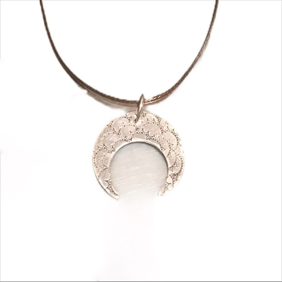 Handmade stamped‎ silver hypoallergenic moon adjustable leather cord necklace - Picture 1 of 6